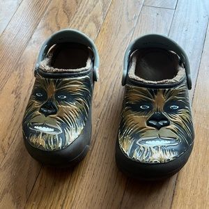 Kid’s Chewbacca Lined Crocs
